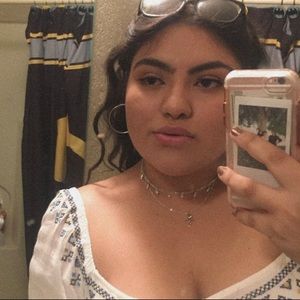 Meet your Posher, Araceli